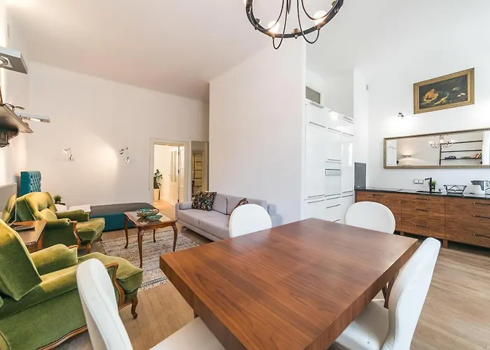 Freta Unique Old Town Apartment